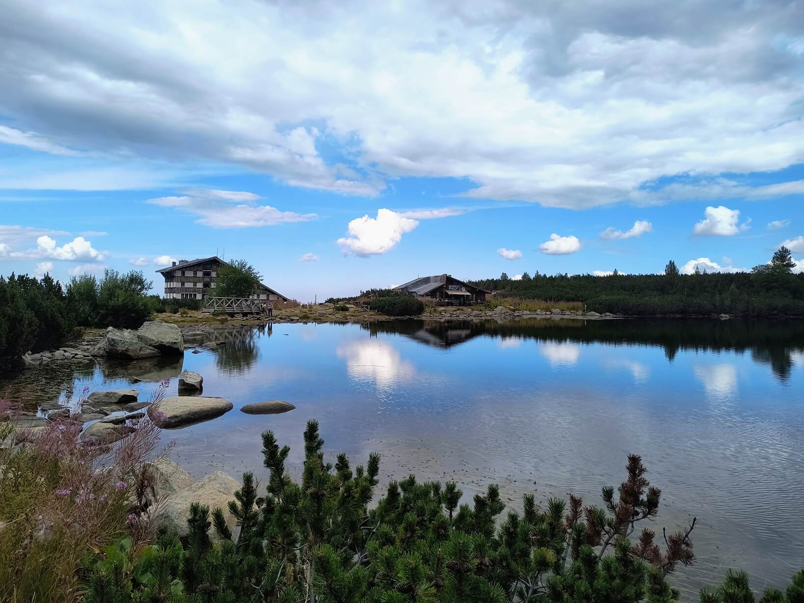 Безбожко езеро и хижа Безбог