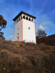 Камбанарията на манастира