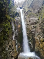 Каменишишки водопад Срамежливеца