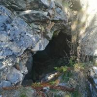 Входа на пещерата Шаралия