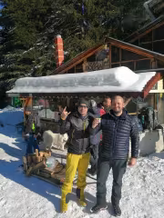 Пред хижа Ловна