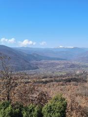 Гледка към Полето, Черниче и Крупник