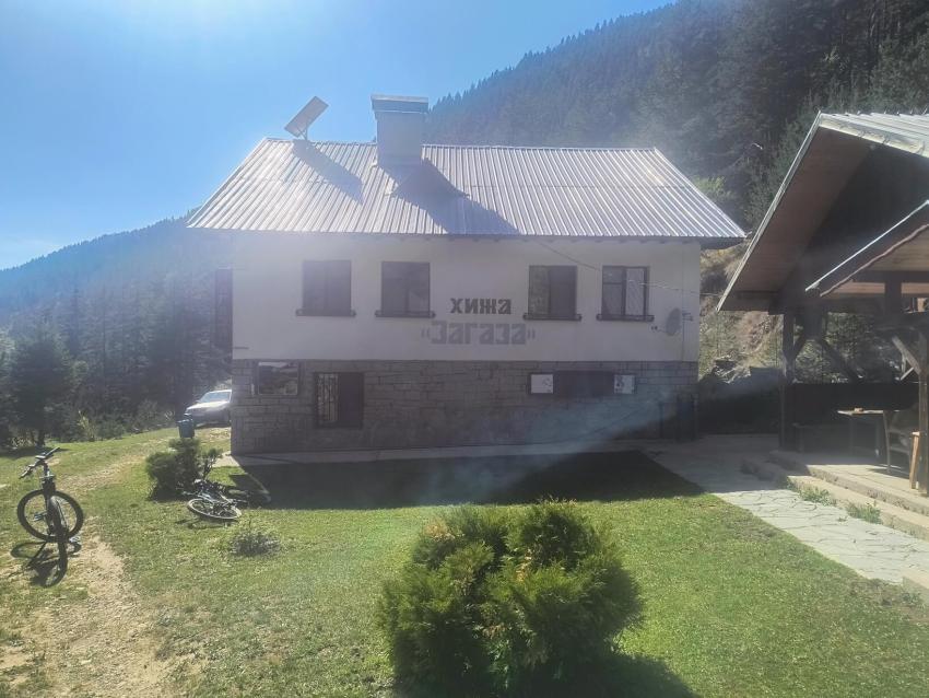 Вело преход до хижа Загаза през Брежани