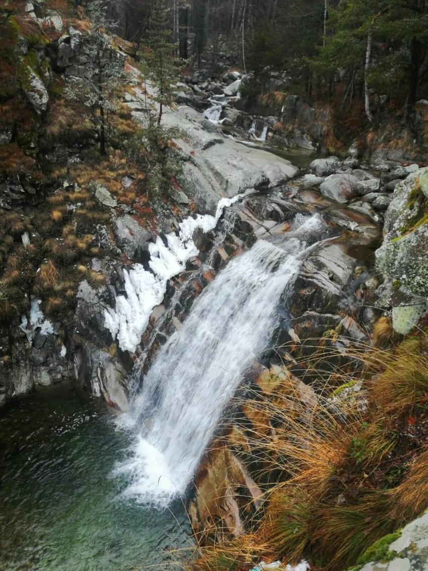 Водопад Попина Лъка