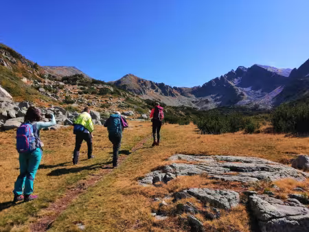 До Яловарника и Зъбът от хижа Беговица в Пирин
