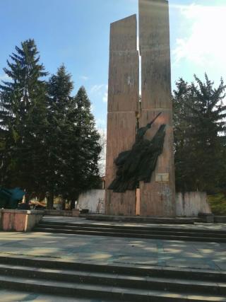 Велинград паметници Велинград паметници