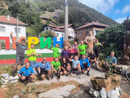 в село Пирин