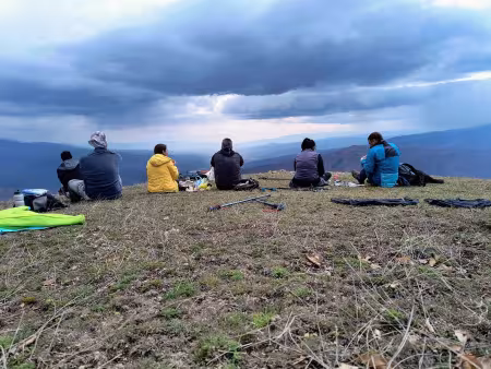 Седим си на Смолни връх